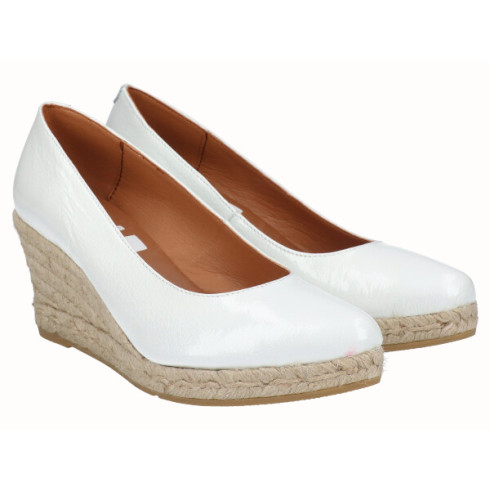 viguera Alpargata Cuña Media Yute Charol Blanco En oferta