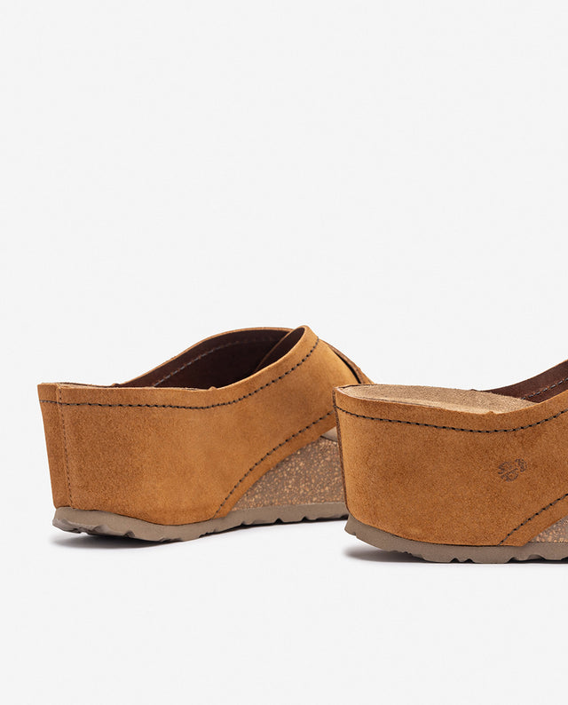 yokono Sandalia de cuña BARI-257 marrón En oferta