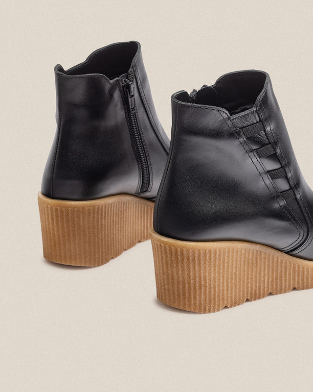 yokono Botín de cuña MADONA-006 negro En oferta