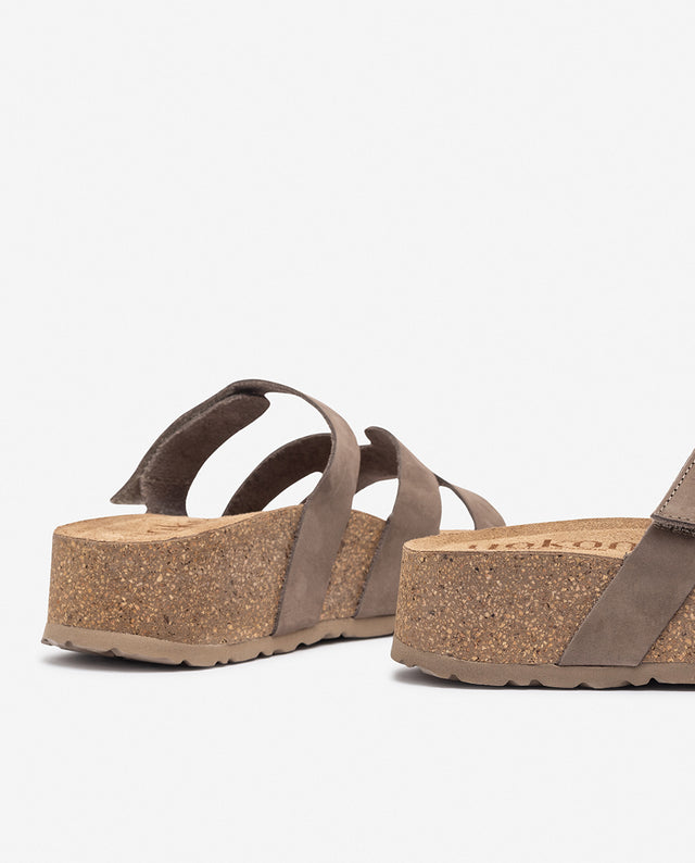 yokono Sandalia de plataforma WIWI-125 marrón Tienda
