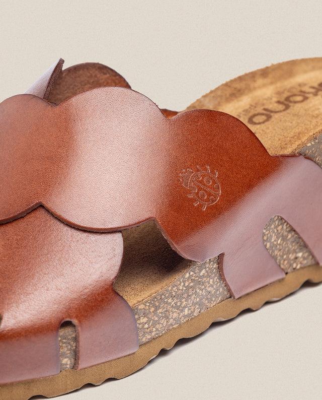 yokono Sandalia cuña Cadiz 300 marrón En oferta