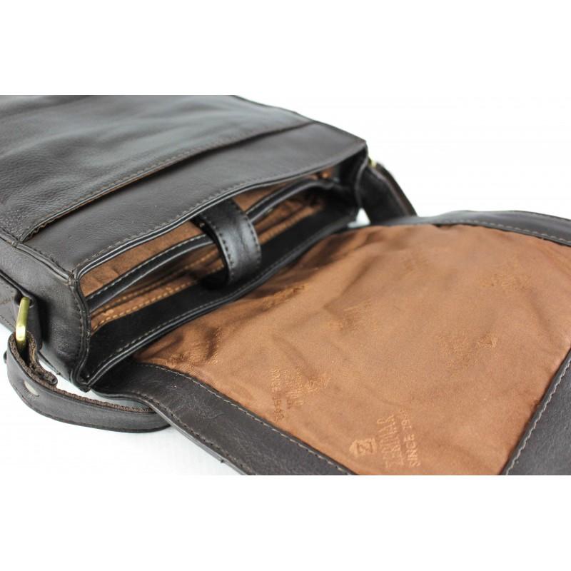 zerimar shoes Bandolera de piel estilo vintage con cremalleras CHAPA Limitado a 3 días