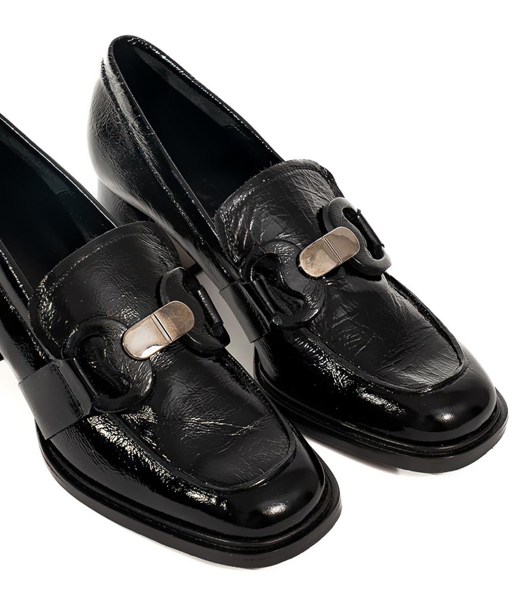 zinda Mocasín de piel negra con hebilla Ofertas de temporada