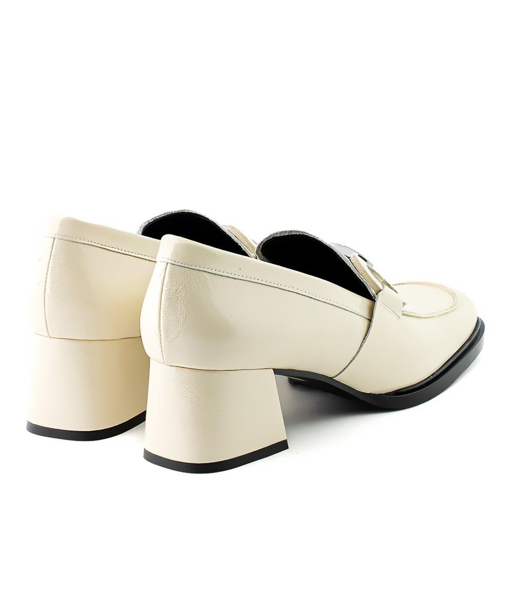 zinda Mocasín de piel crema con hebilla Grandes ahorros