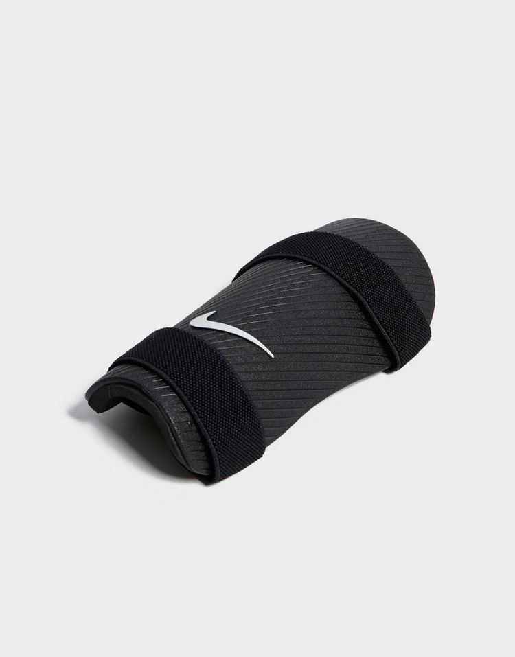 JD Sports Nike espinilleras Devoluciones gratuitas