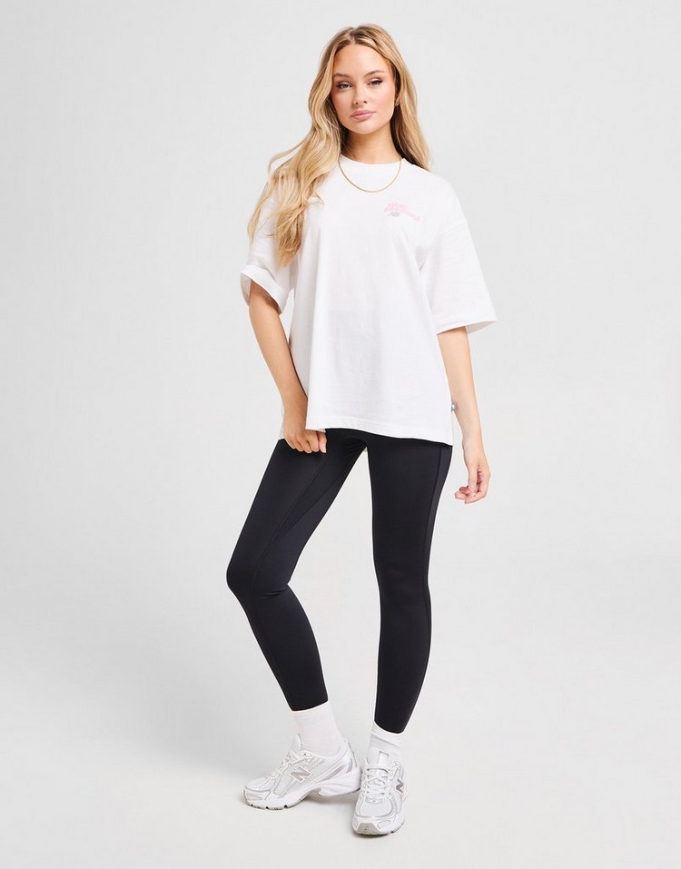 JD Sports New Balance Camiseta 9060 Graphic Boyfriend Solo hoy