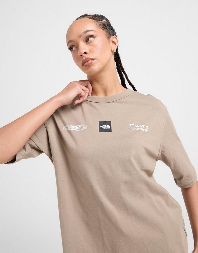 JD Sports The North Face Camiseta Tech Graphic Boyfriend Promoción trimestral