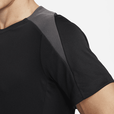 Nike Nike StrikeCamiseta de fútbol de manga corta Dri-FIT - Hombre Últimos 2 días