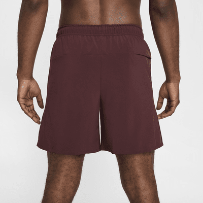 Nike Nike UnlimitedPantalón corto Dri-FIT versátil de 18 cm sin forro - Hombre Superdescuento