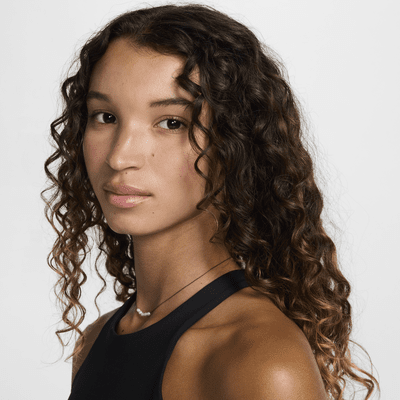 Nike Nike One TwistSujetador deportivo de sujeción ligera con forro ligero y escote alto - Mujer Descuento