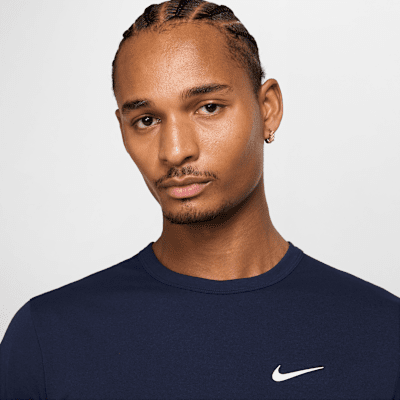 Nike Nike HyverseCamiseta de manga corta Dri-FIT versátil con protección UV - Hombre Último día
